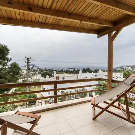 Summer Private With Garden And Private Pool, Within Walking Distance To The Sea In Gumusluk *