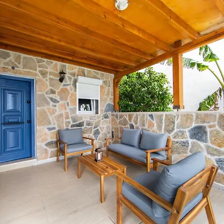 Summer Private With Garden And Private Pool, Within Walking Distance To The Sea In Gumusluk Бодрум